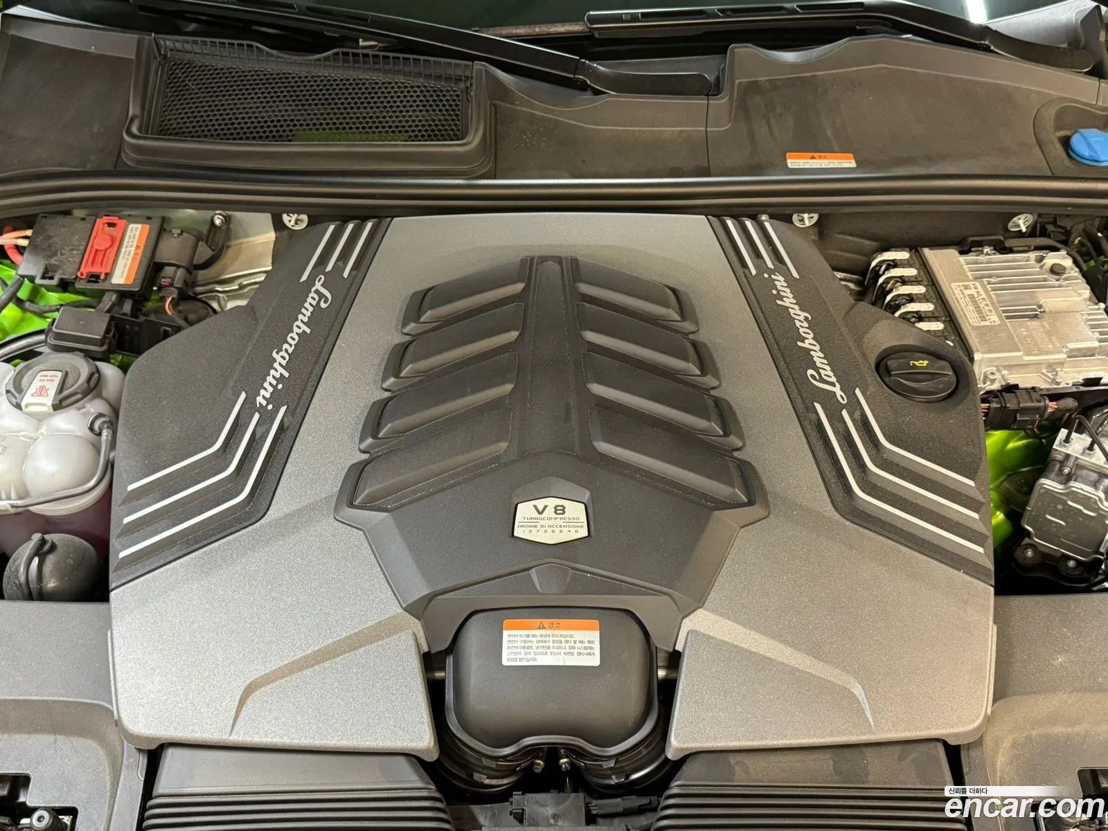 Lamborghini Urus 2024 — 5