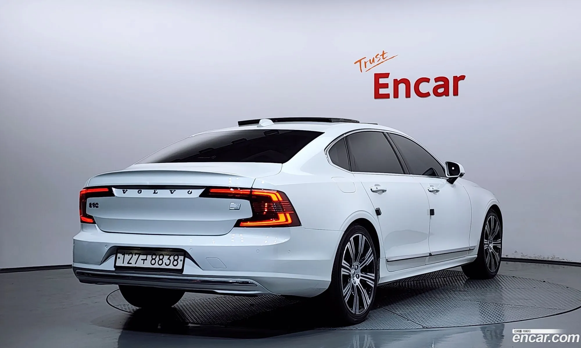 Volvo S90 2021 LVYPTBR0DMP208596 — 6