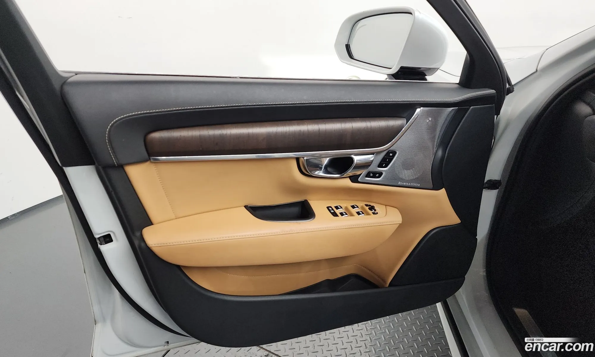Volvo S90 2021 LVYPTBR0DMP208596 — 4