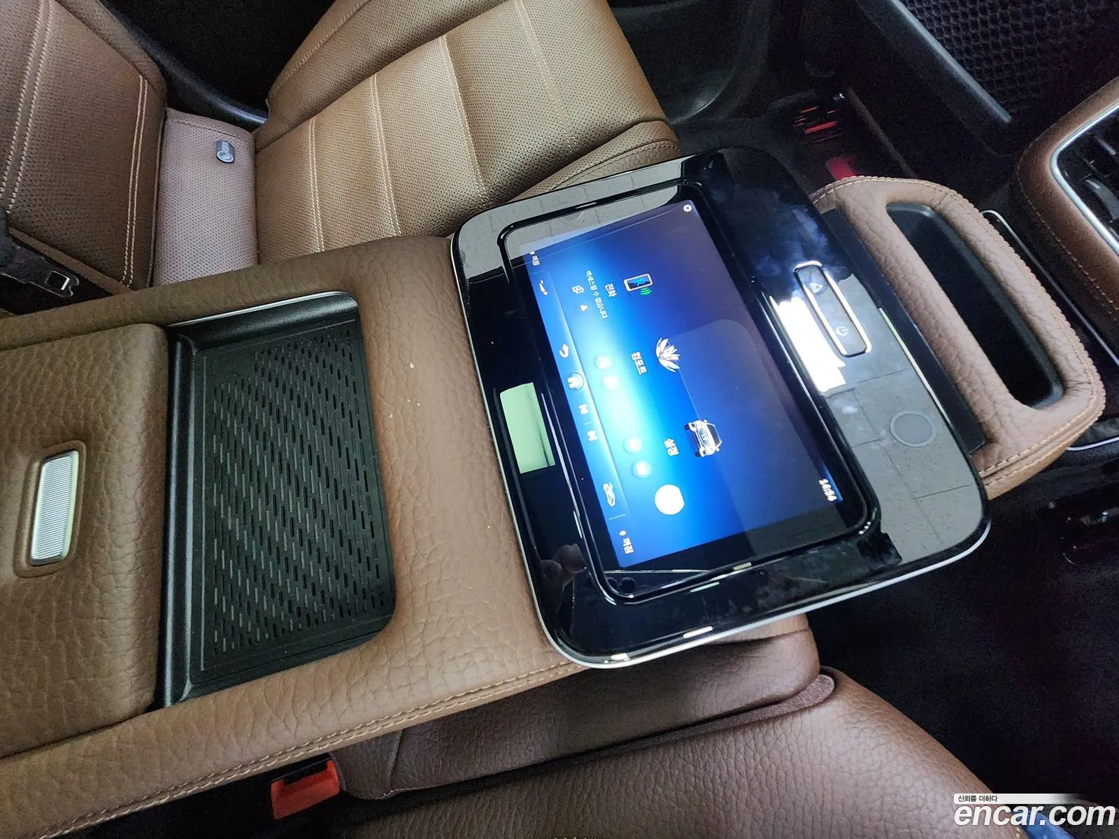 Mercedes-Benz GLS-Class X167 2025 — 12