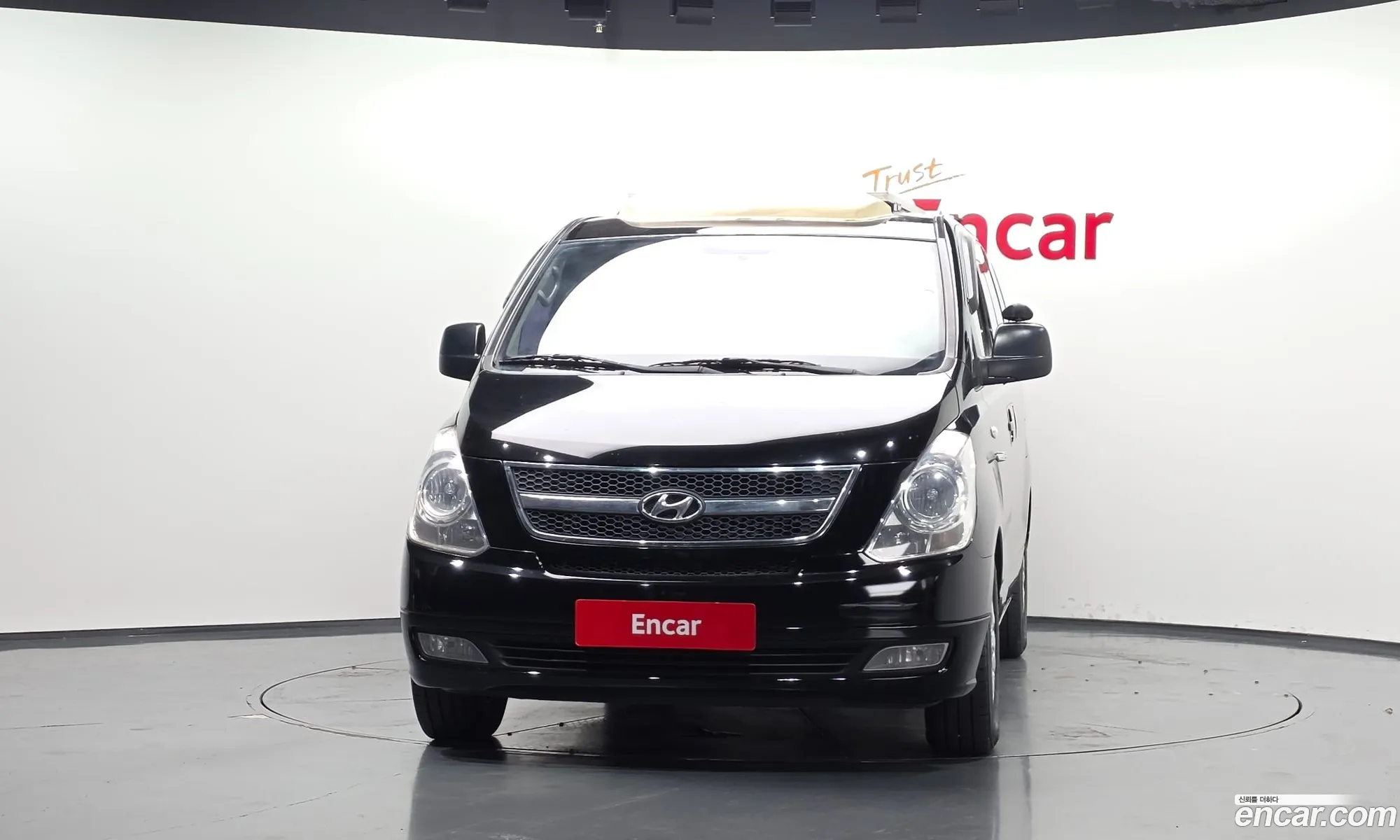 Hyundai Grand Starex 2012 — 3
