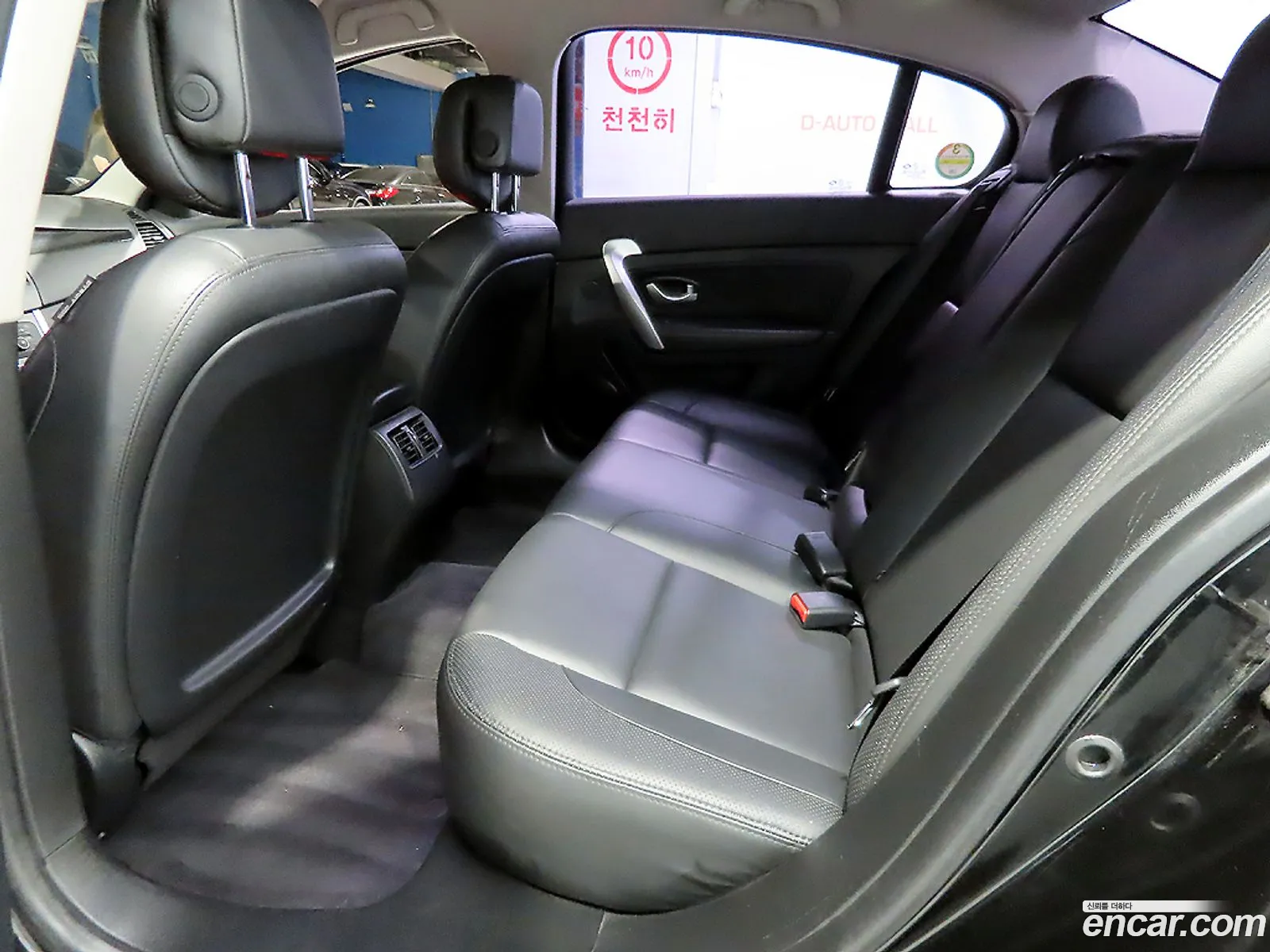 Renault Korea (Samsung) SM5 Nova 2015 — 2