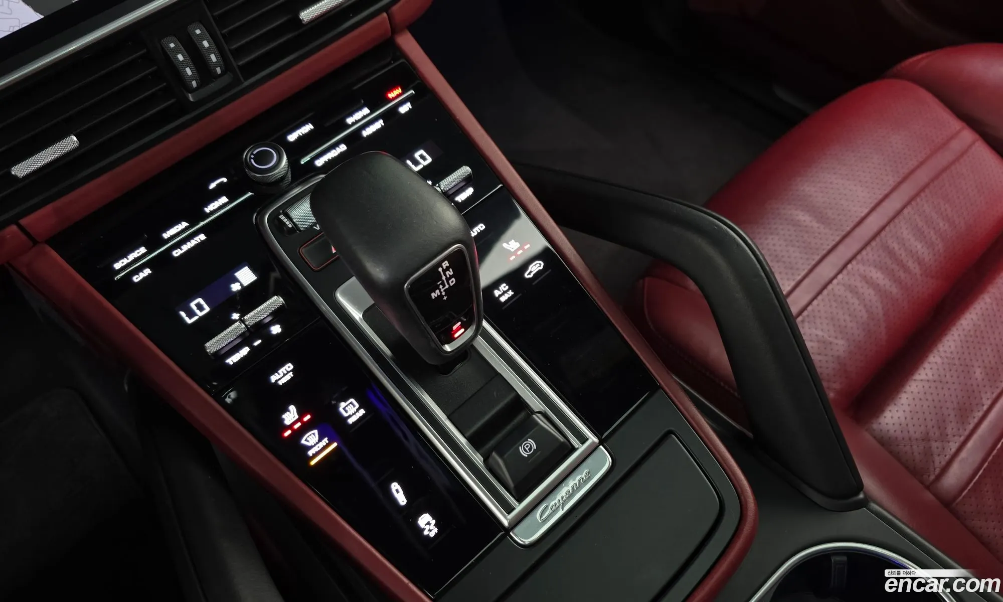 Porsche Cayenne 2019 WP1AA29Y8KDA21680 — 16