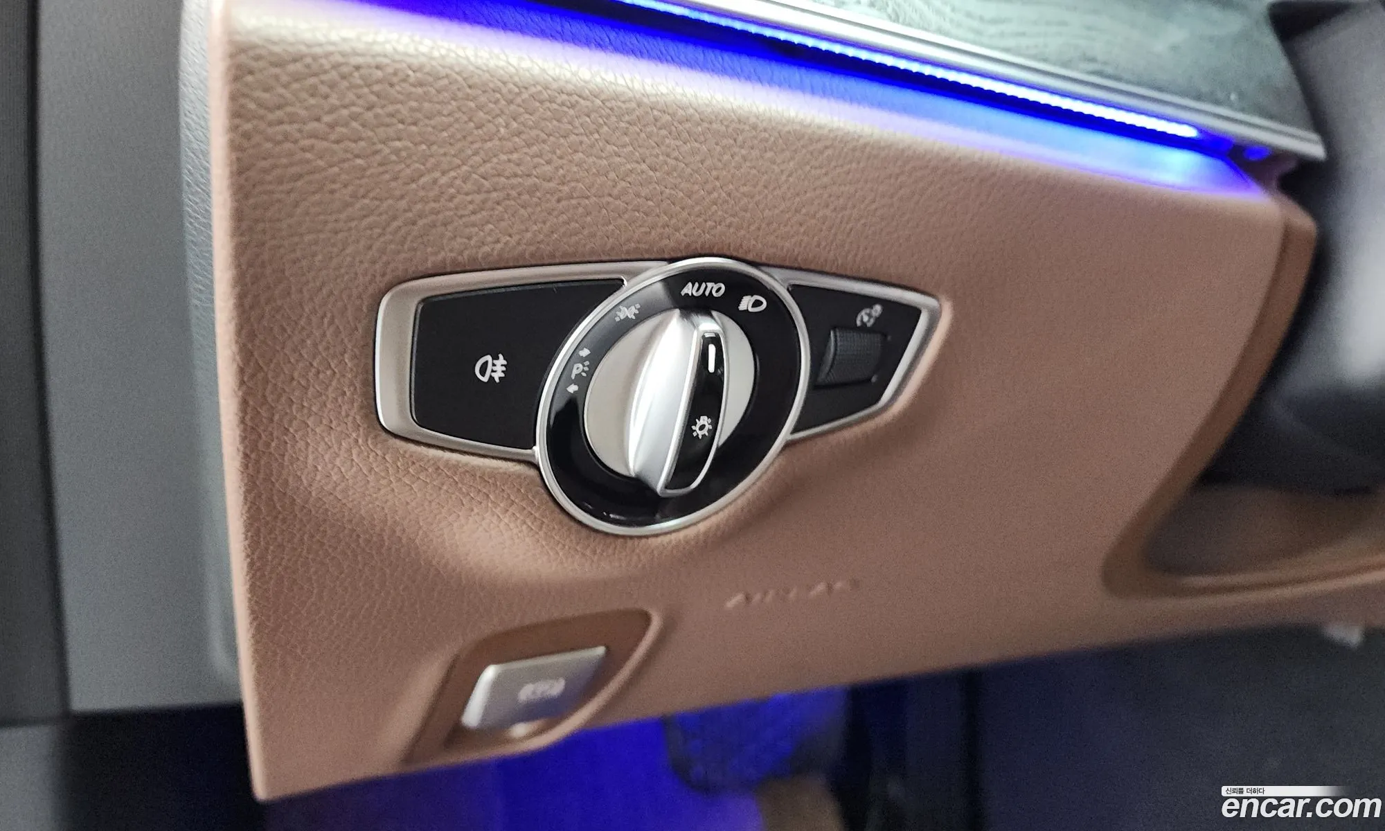 Mercedes-Benz E-Class W213 2017 — 28