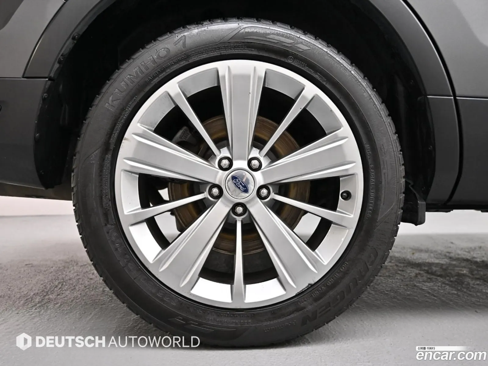 Ford Explorer 2018 — 16