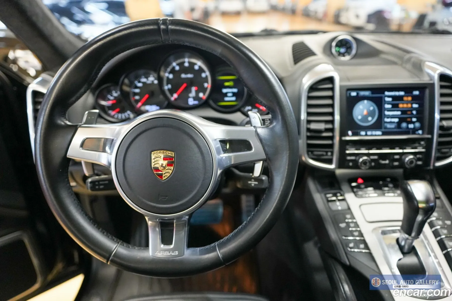 Porsche Cayenne 2011 — 18