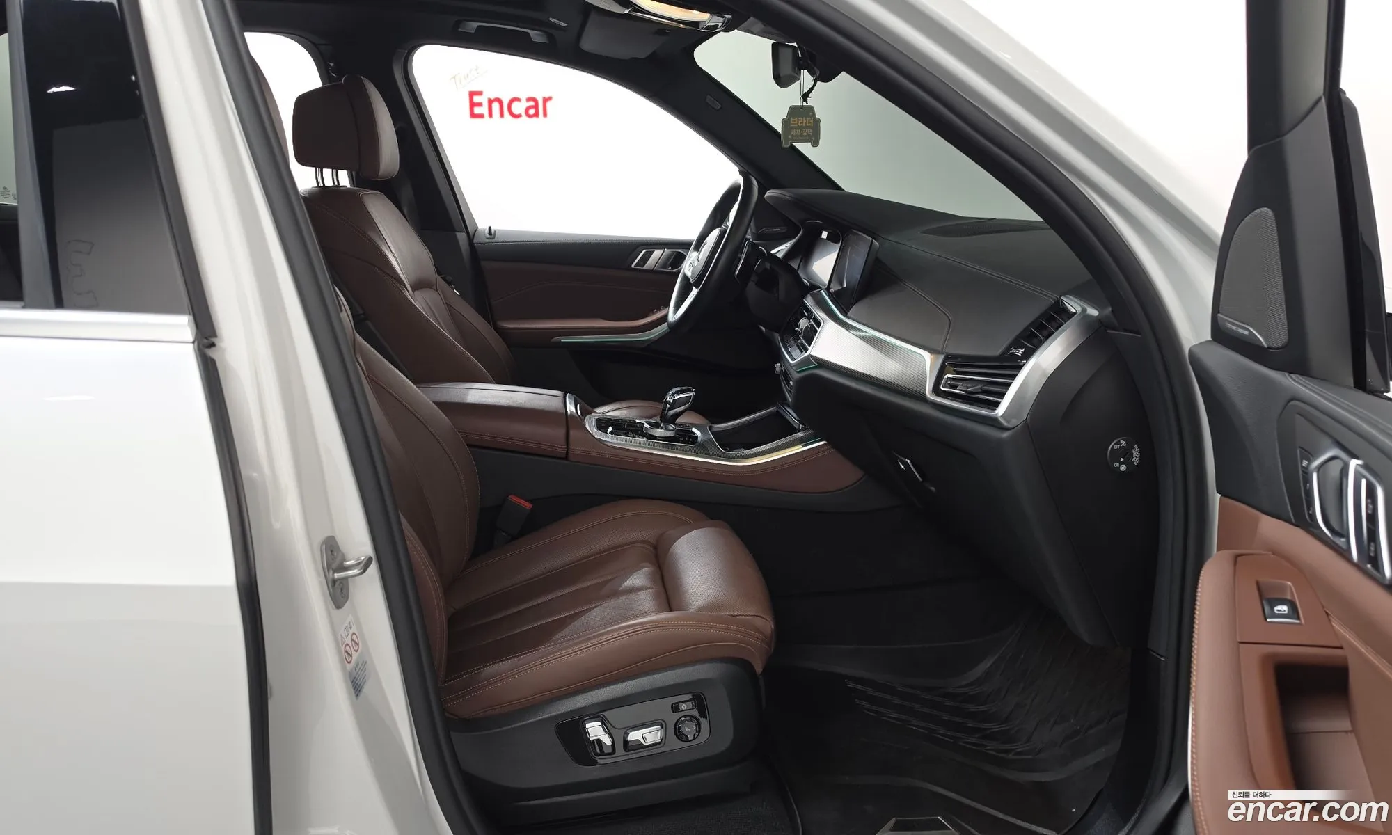 BMW X5 2021 — 14
