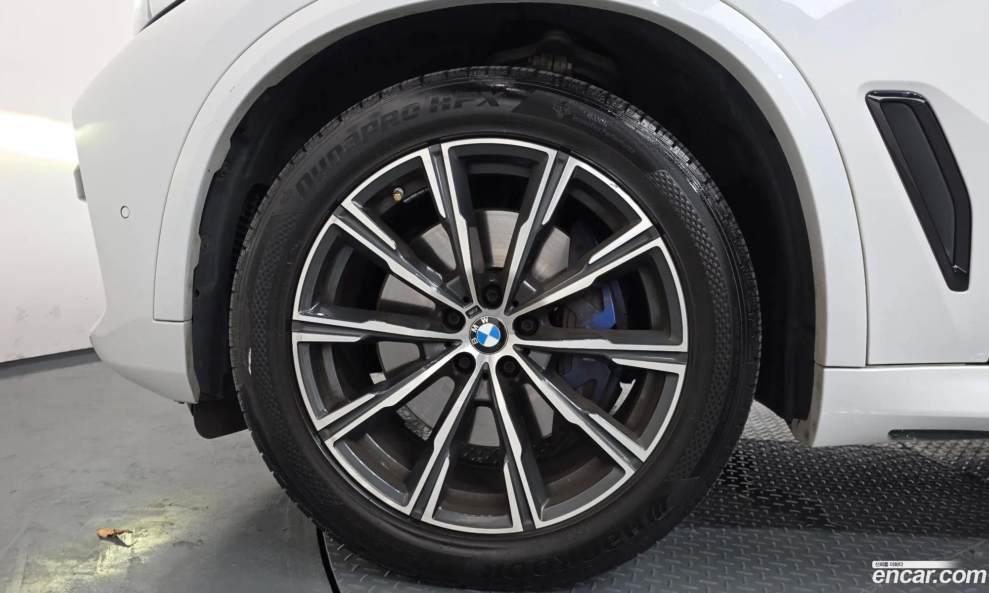 BMW X5 2021 — 6