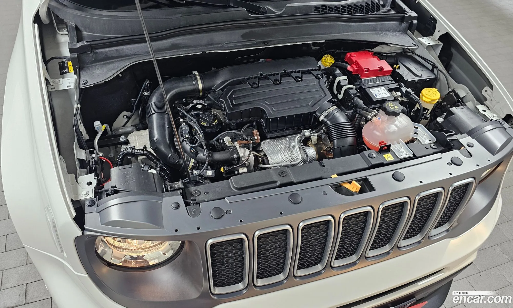 Jeep Renegade 2022 — 27