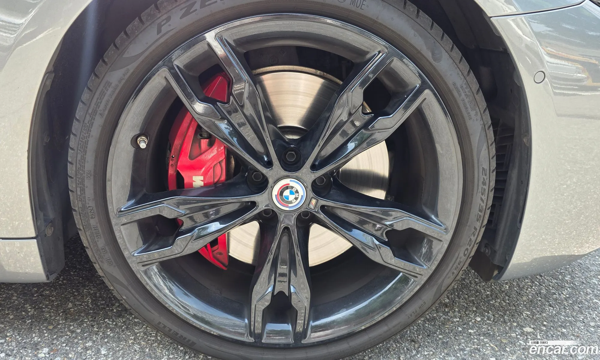 BMW 5 Series 2023 — 13