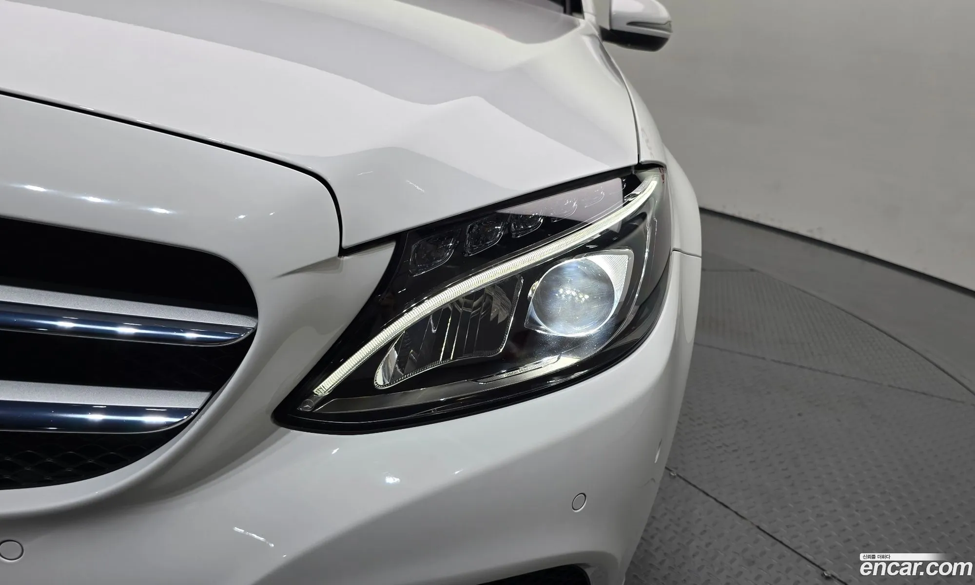 Mercedes-Benz C-Class W205 2018 — 13