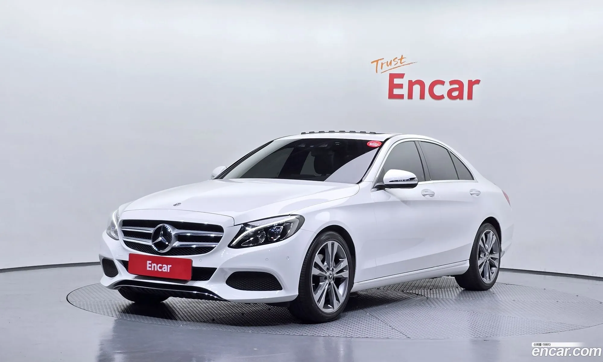 Mercedes-Benz C-Class W205 2018 — 10
