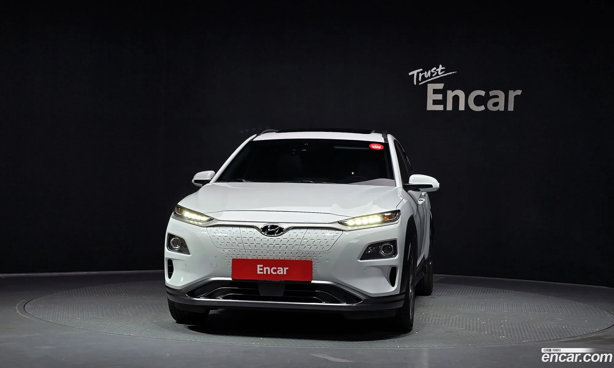 Hyundai Kona Electric 2019 — 3