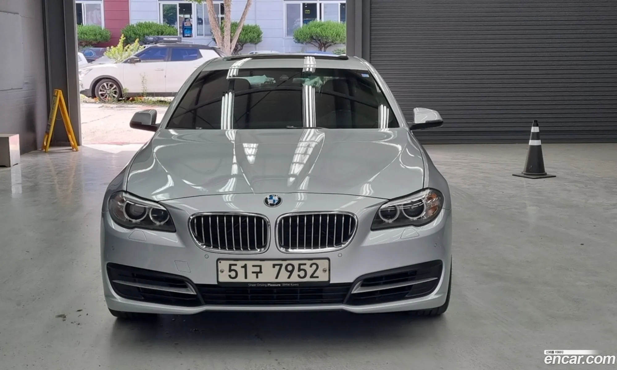 BMW 5 Series 2015 — 9