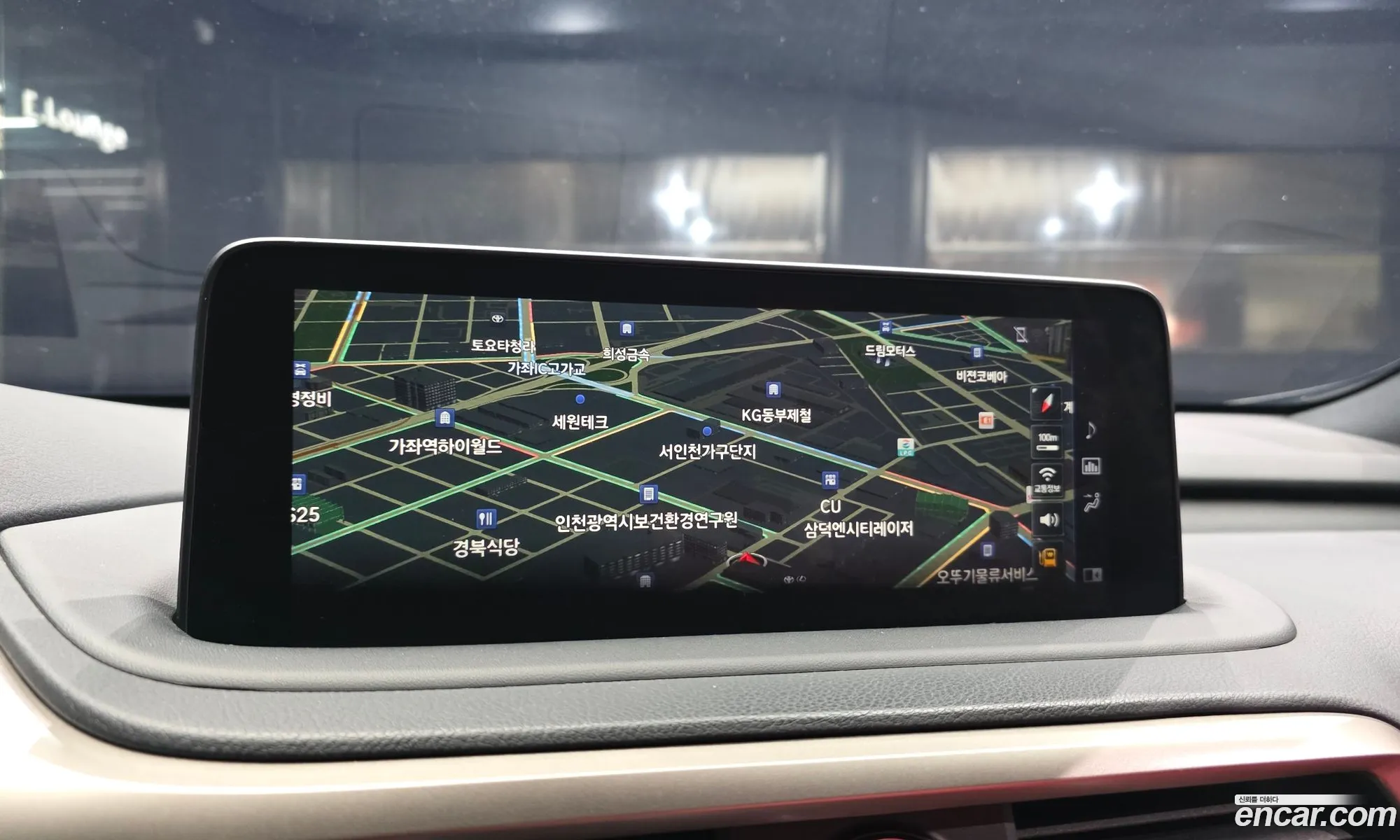 Lexus RX450h 2021 JTJBGMCAXM2067082 — 22