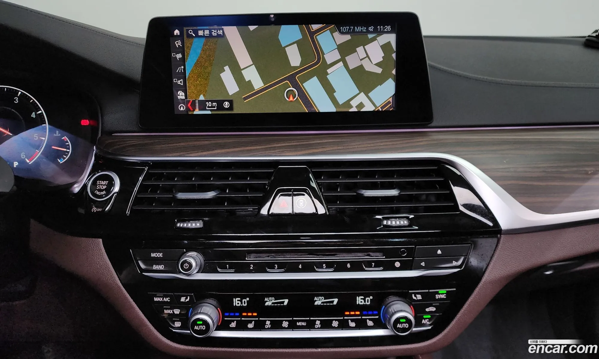 BMW 5 Series 2019 WBAJF3106KBJ09019 — 19