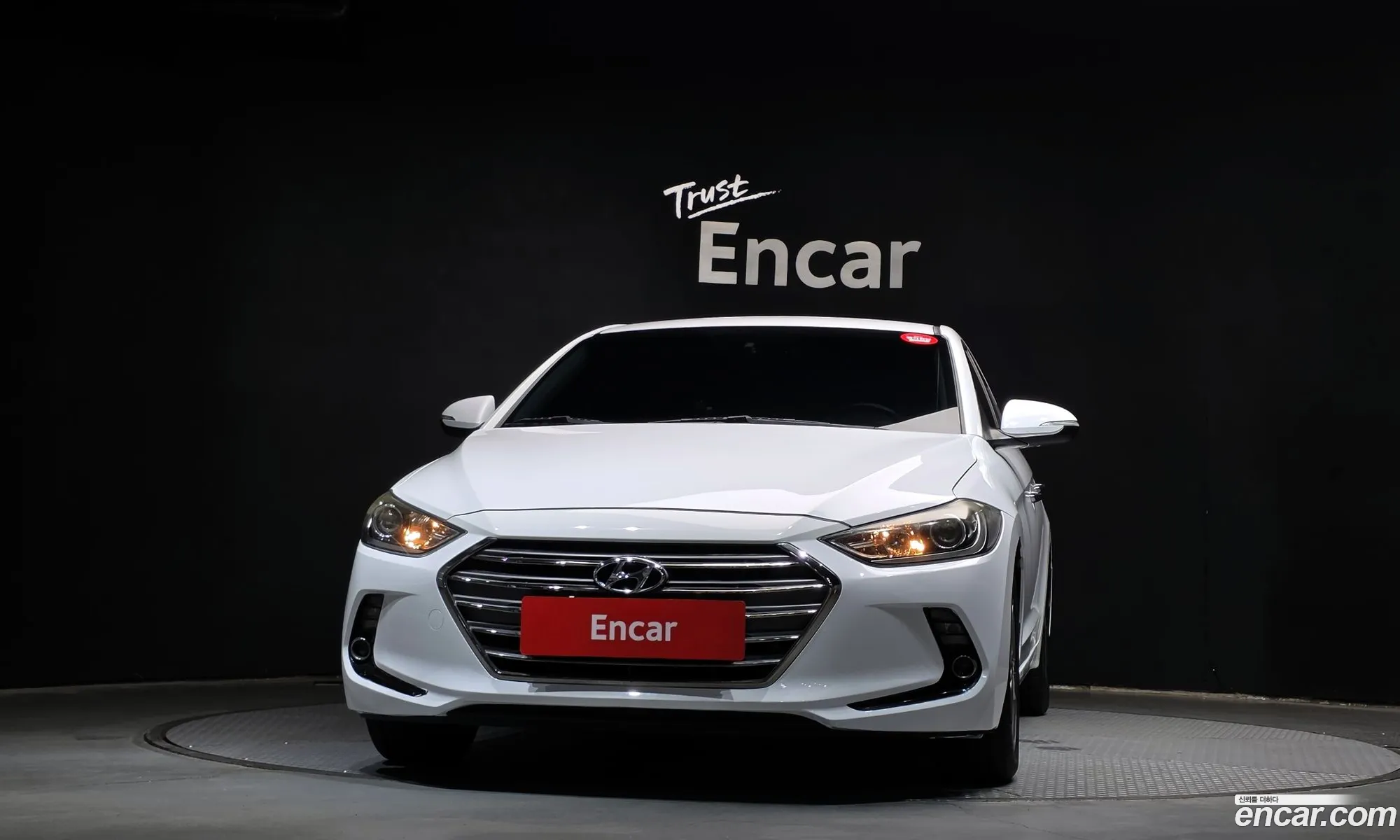 Hyundai Elantra AD 2016 — 3