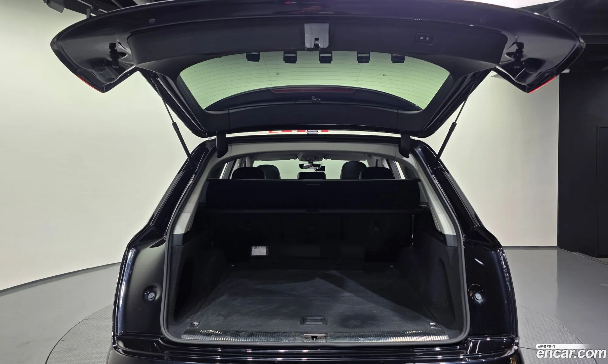 Audi Q7 2019 WAUZZZ4M3KD041536 — 37