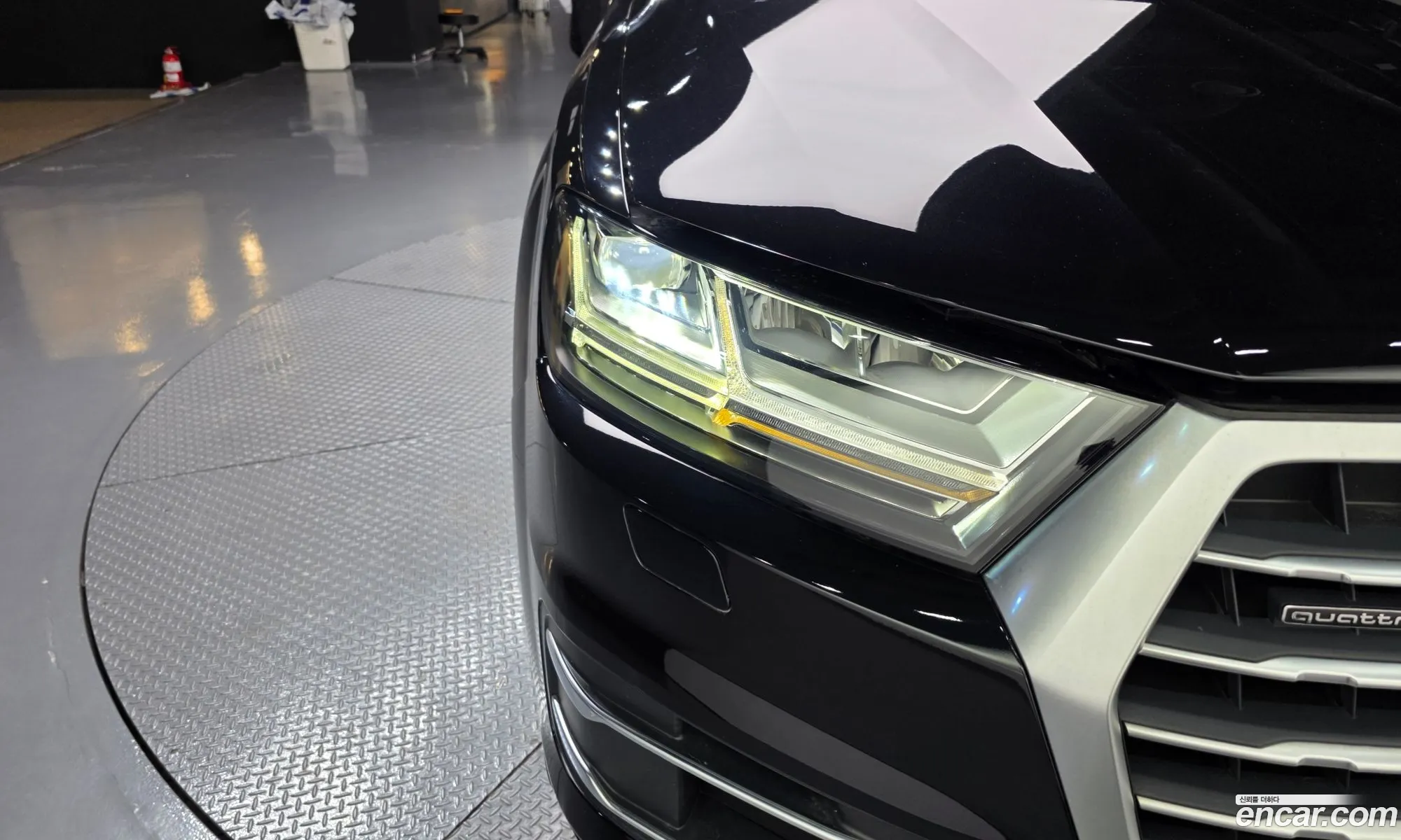 Audi Q7 2019 WAUZZZ4M3KD041536 — 10