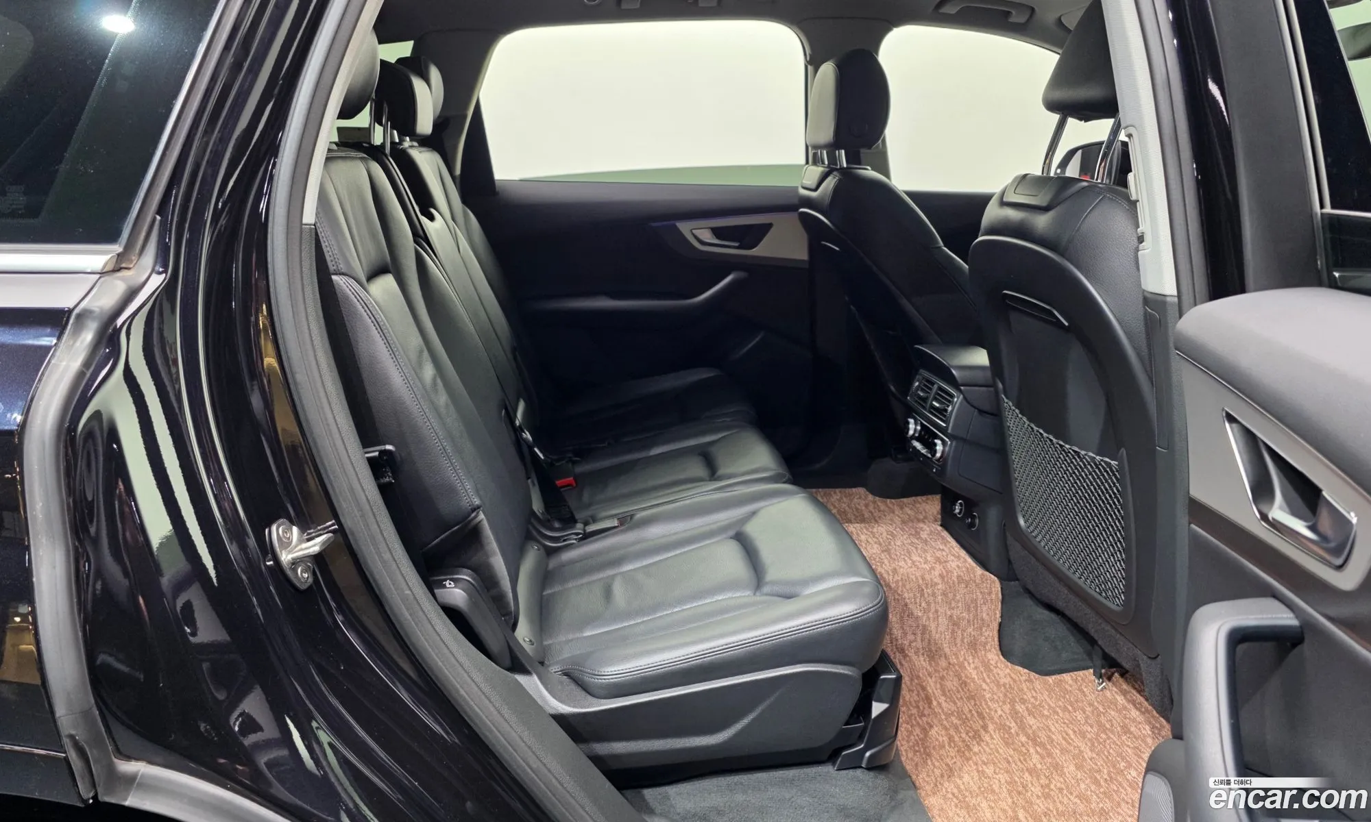 Audi Q7 2019 WAUZZZ4M3KD041536 — 4