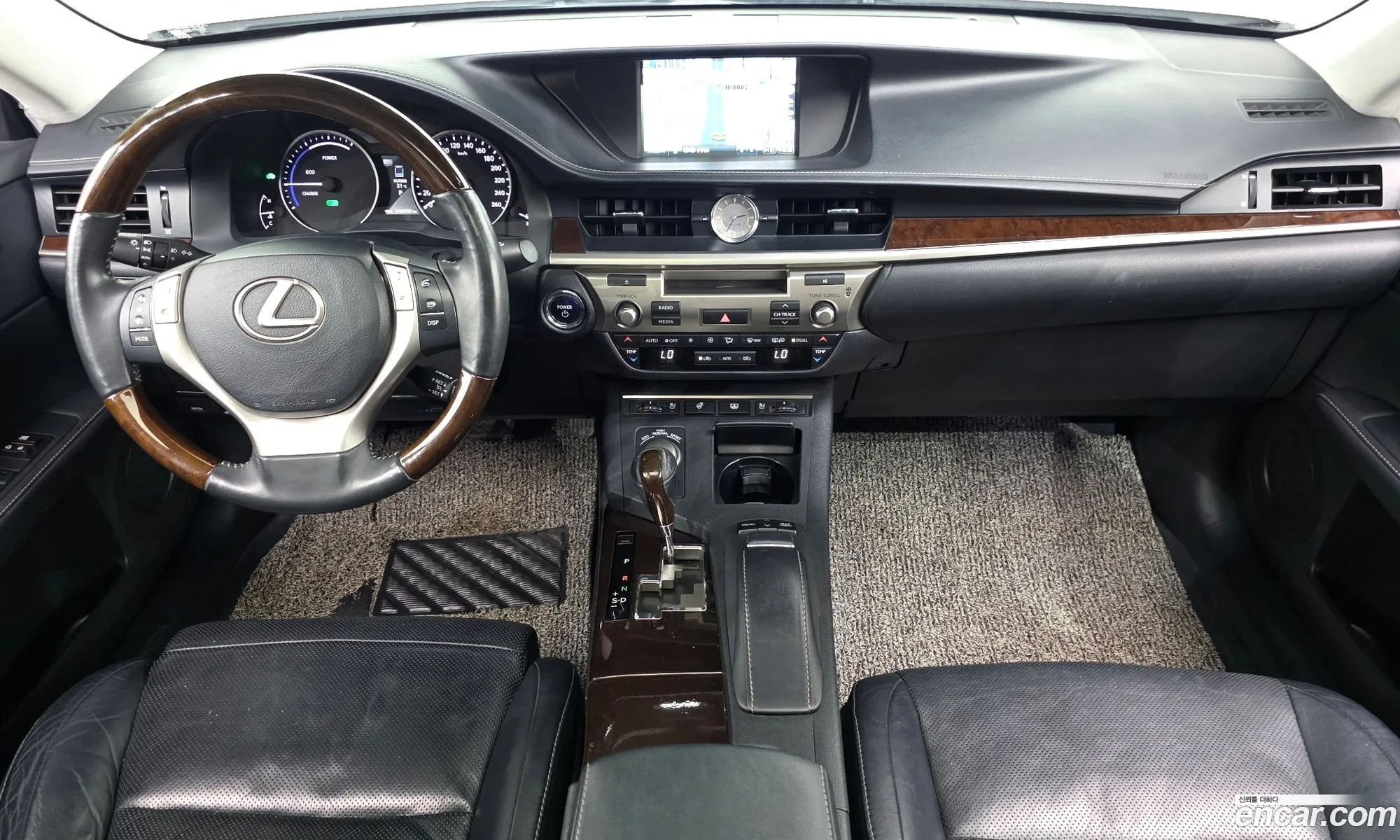 Lexus ES300h 2012 JTHBW1GG4D2012984 — 15