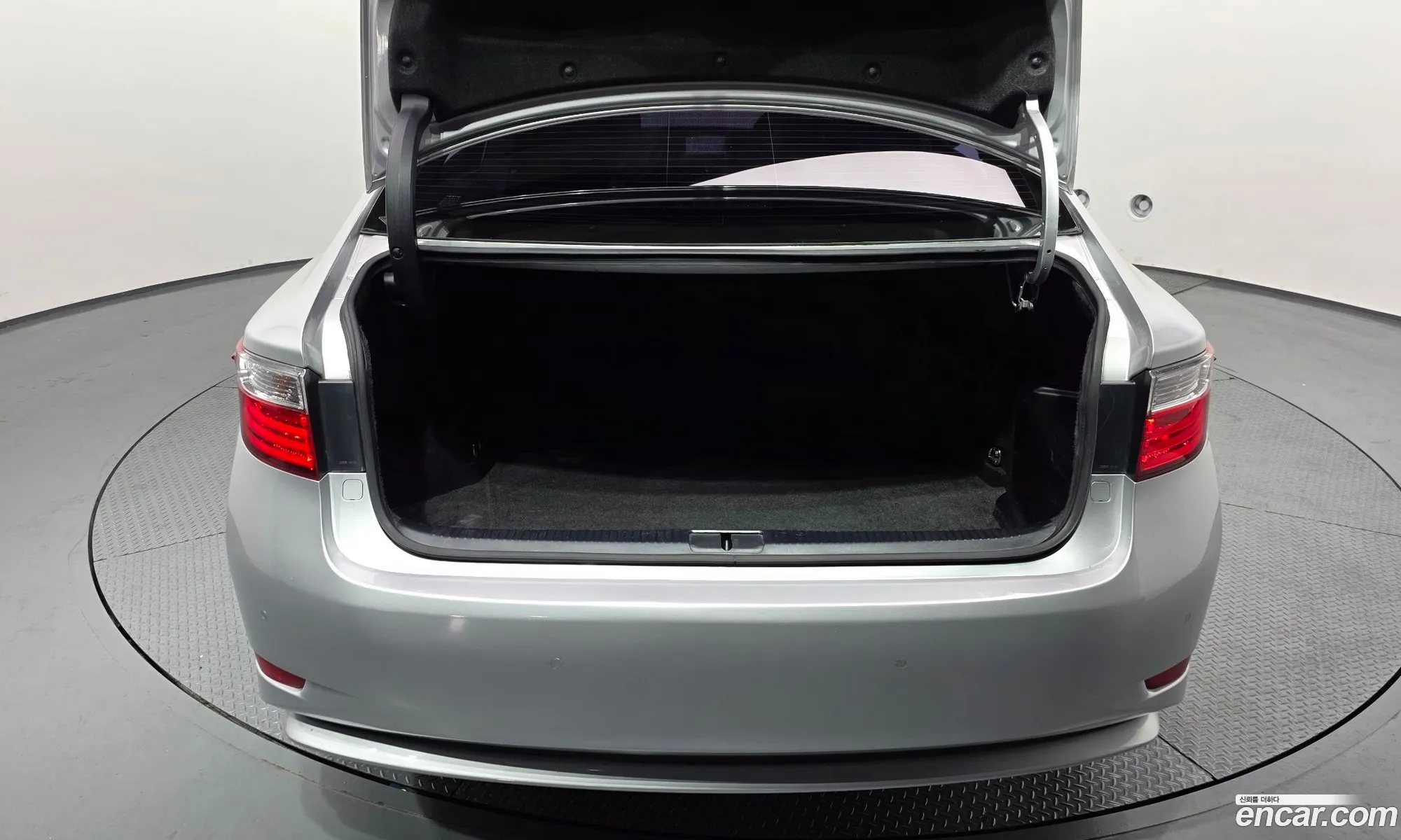 Lexus ES300h 2012 JTHBW1GG4D2012984 — 4