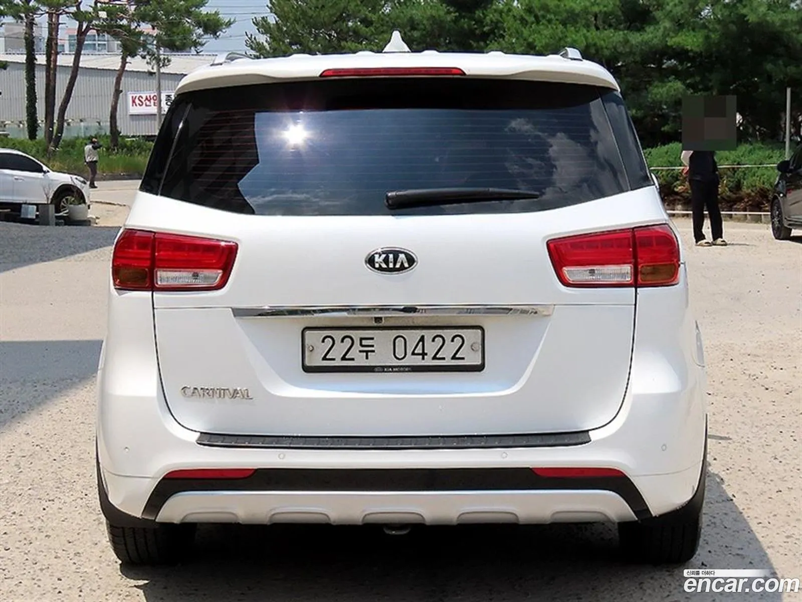 Kia Carnival 2016 — 3
