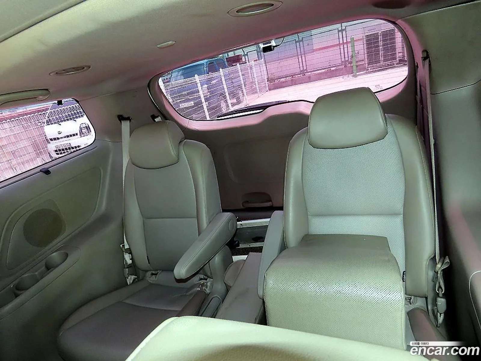 Kia Carnival 2016 — 2