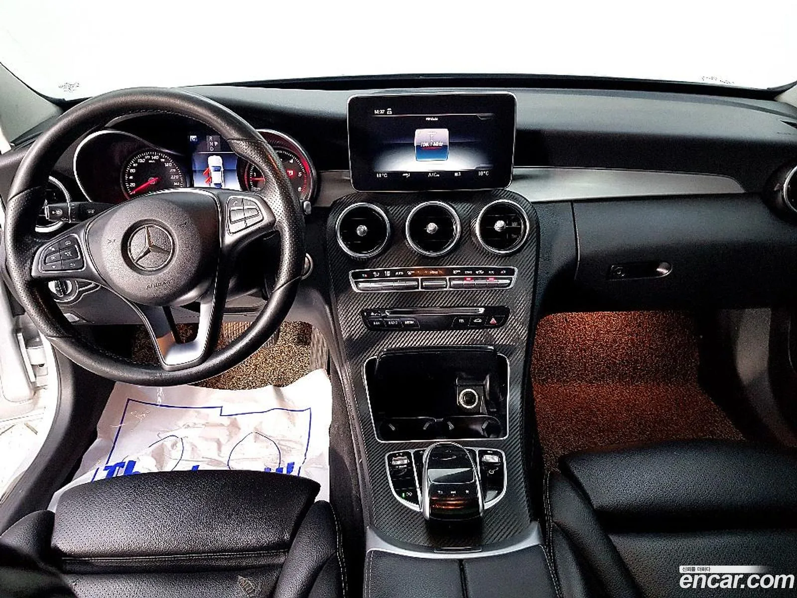 Mercedes-Benz C-Class W205 2018 — 19