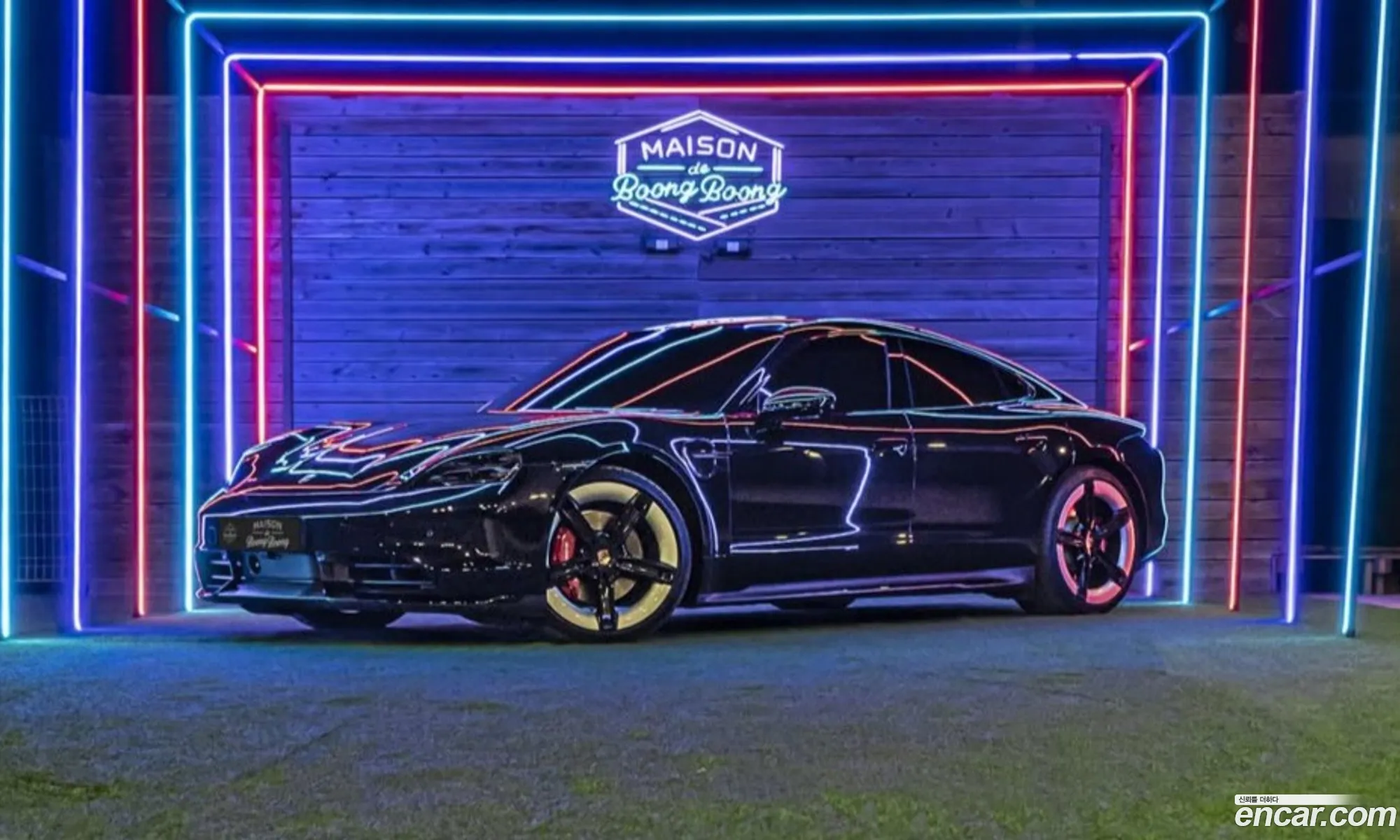 Porsche Taycan 2026 — 4