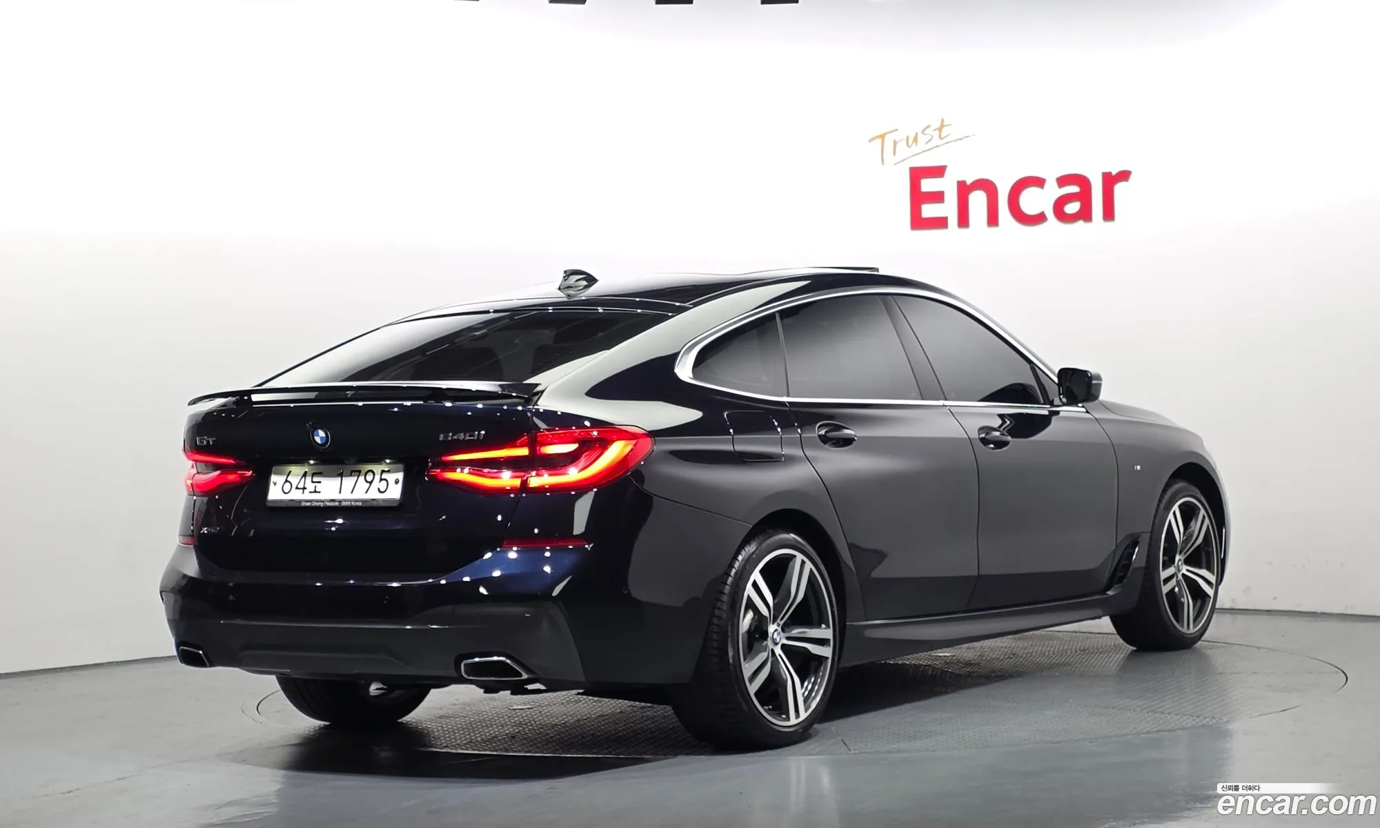 BMW 6 Series GT 2018 WBAJV6101KBL16678 — 29
