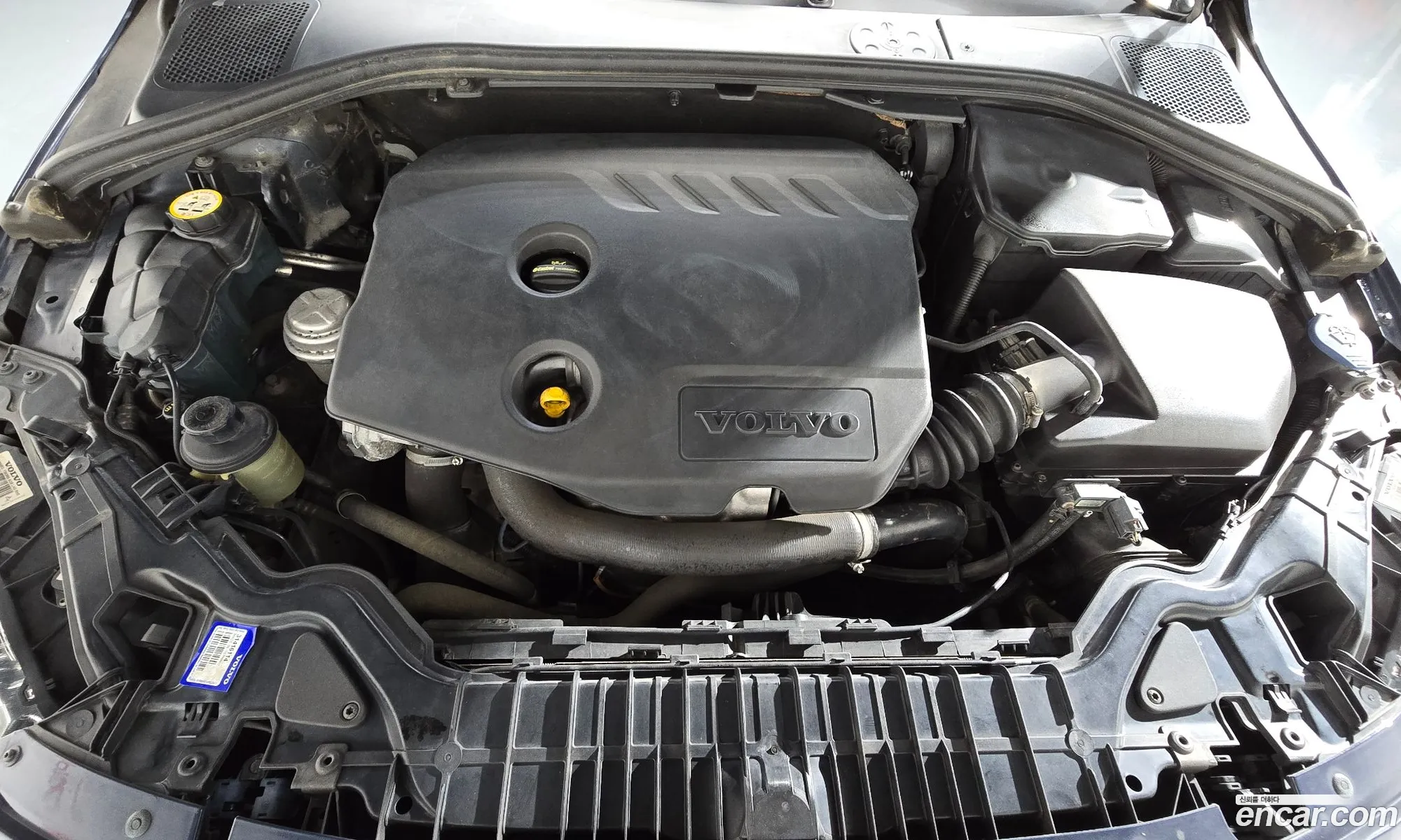 Volvo S60 2014 YV1FS84BBE2300407 — 19