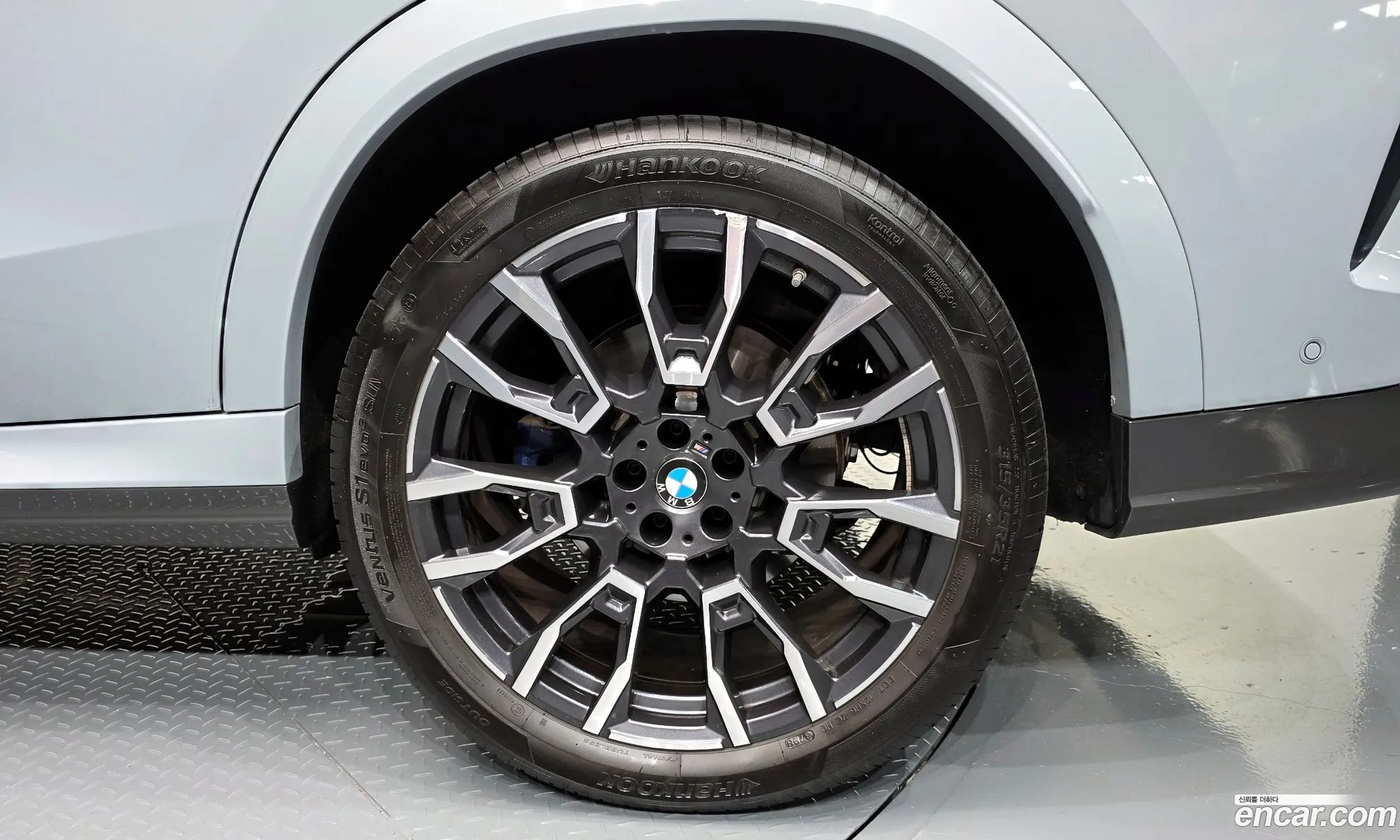 BMW X6 2024 — 18