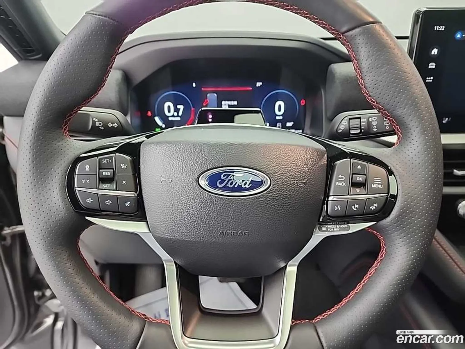 Ford Explorer 6th Gen 2025 — 18