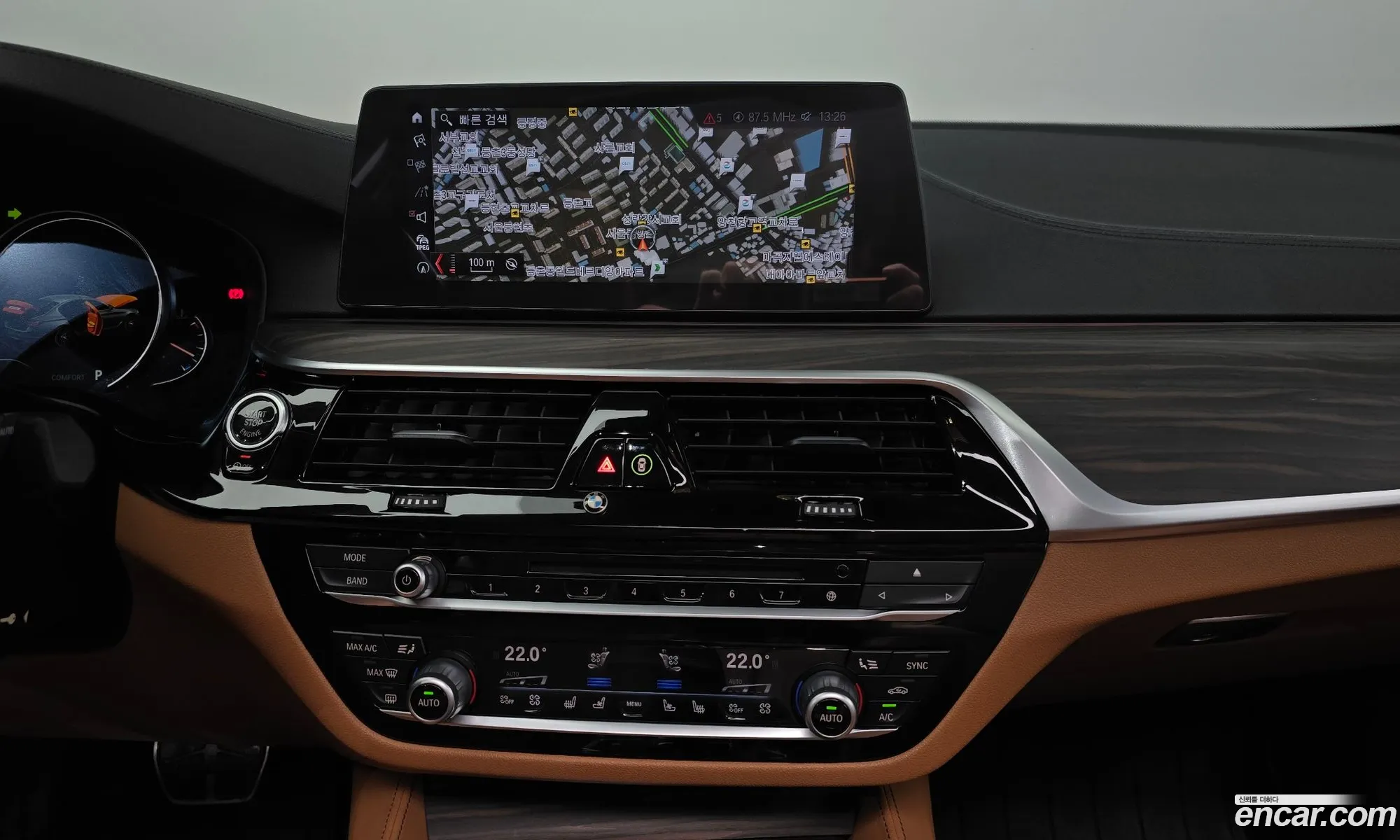 BMW 5 Series 2017 — 24