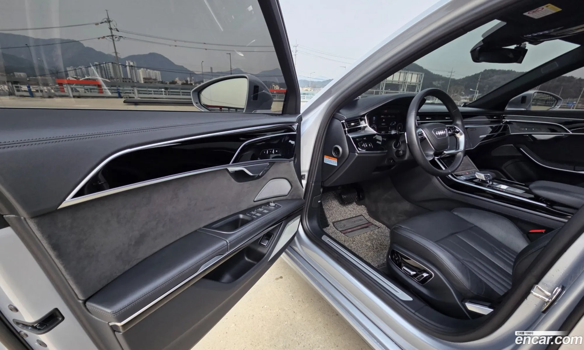 Audi A8 2020 — 16