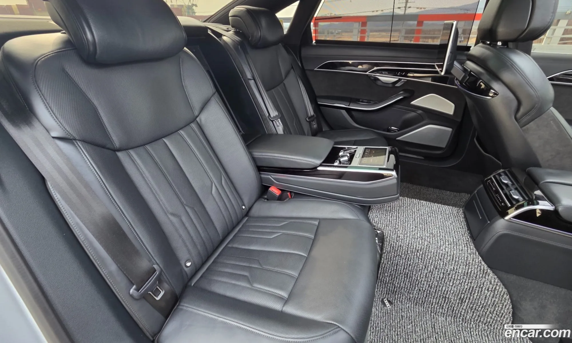 Audi A8 2020 — 9