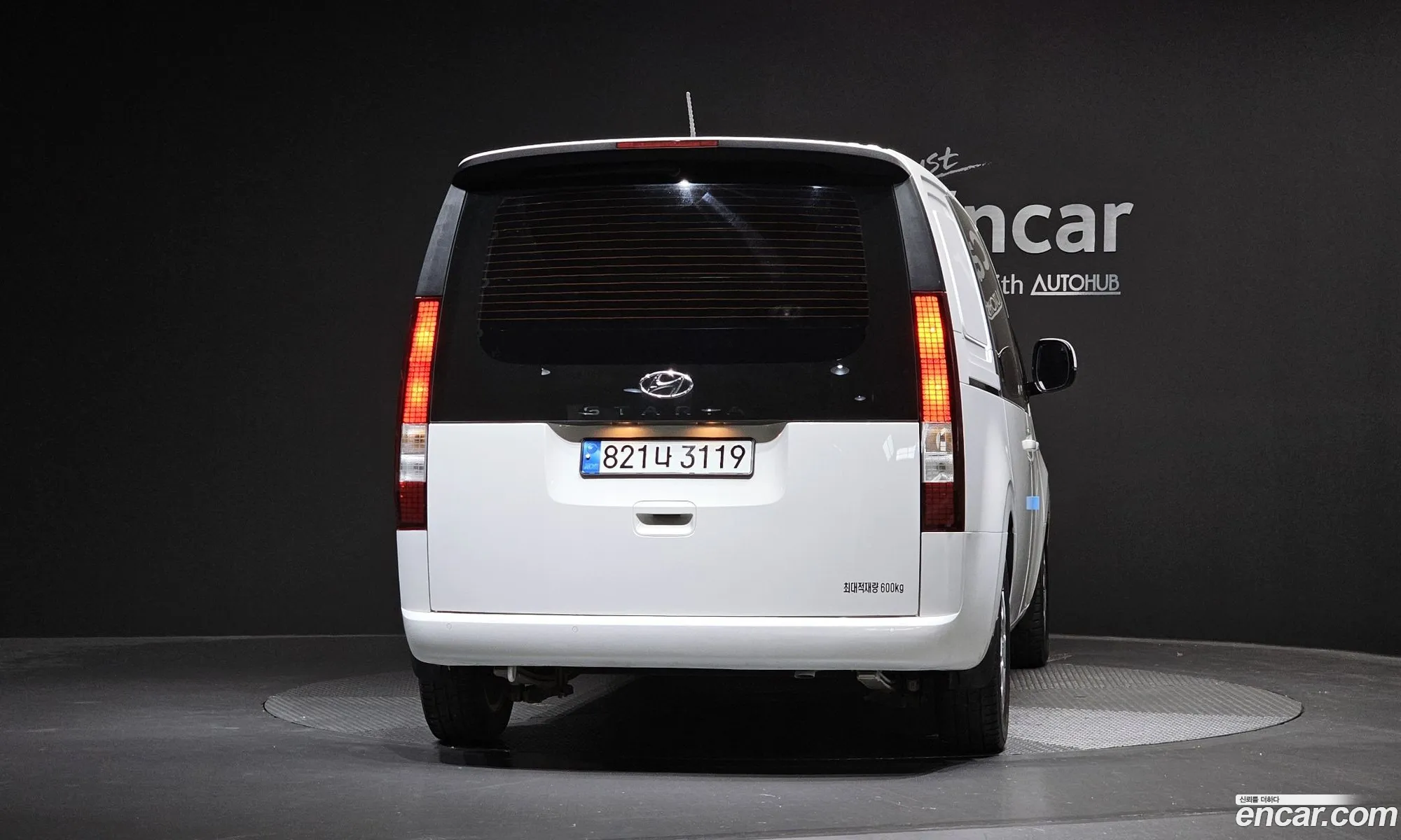 Hyundai Staria 2022 — 3