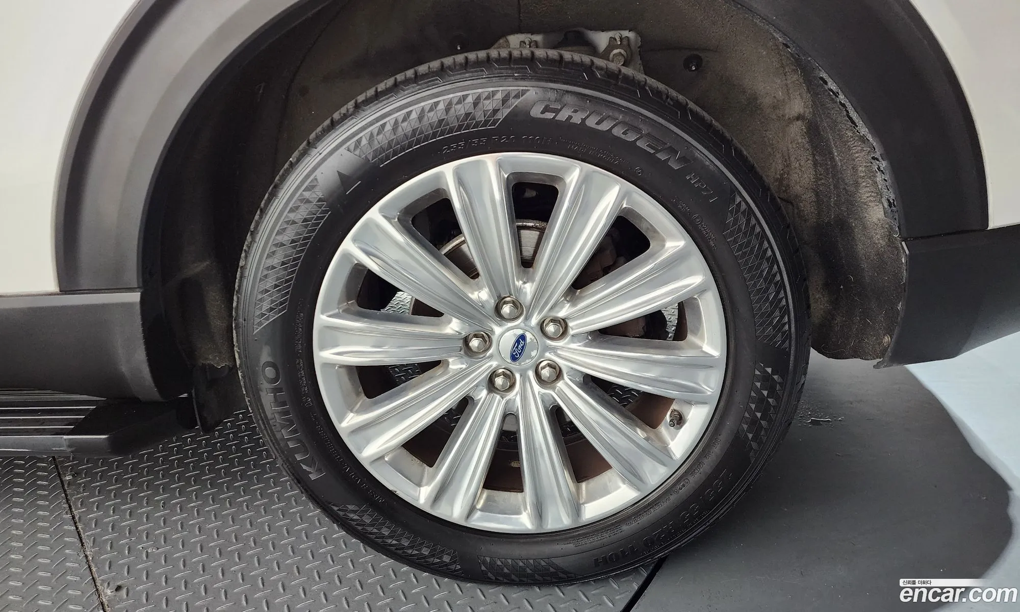 Ford Explorer 6th Gen 2020 1FMSK8FHXLGA96239 — 5