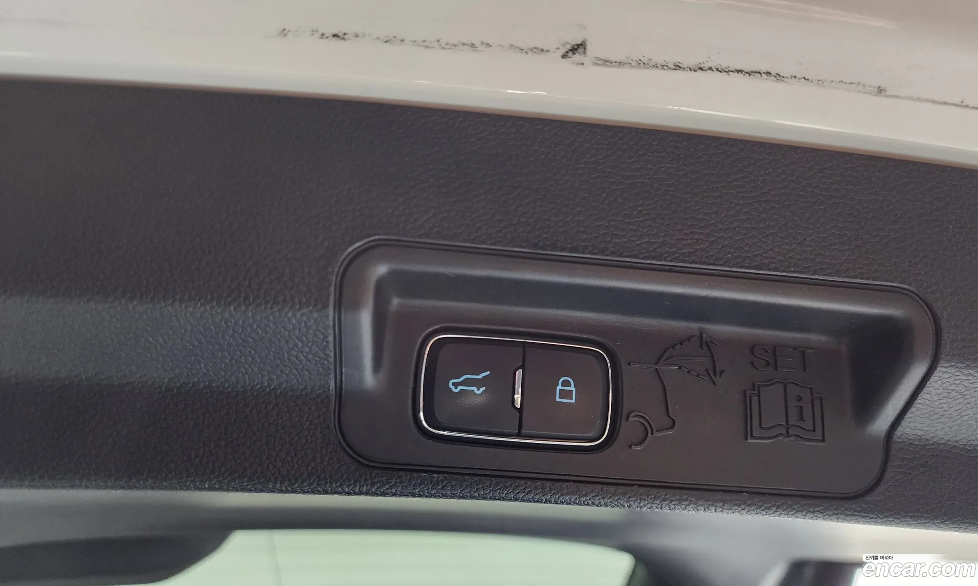Ford Explorer 6th Gen 2020 1FMSK8FHXLGA96239 — 13