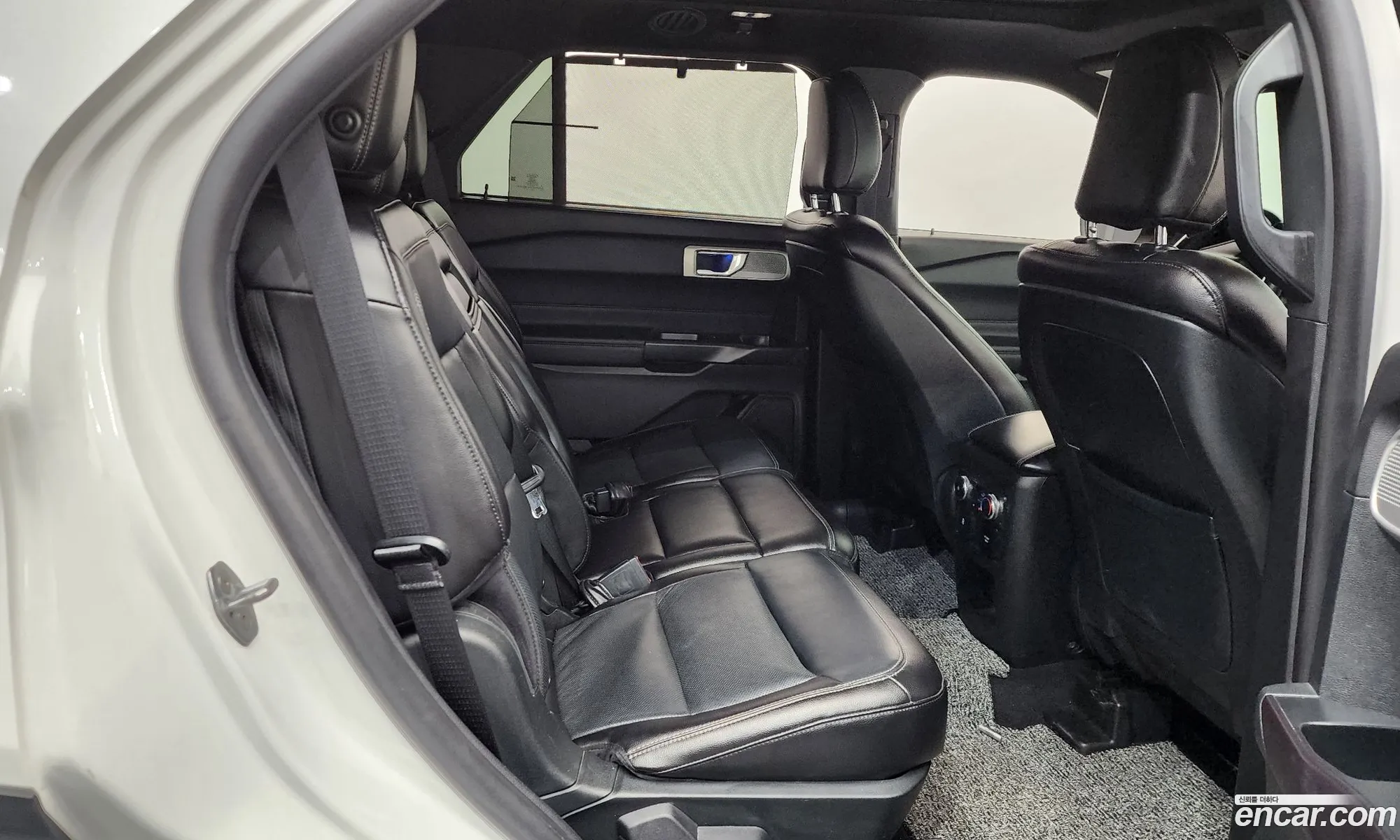 Ford Explorer 6th Gen 2020 1FMSK8FHXLGA96239 — 22