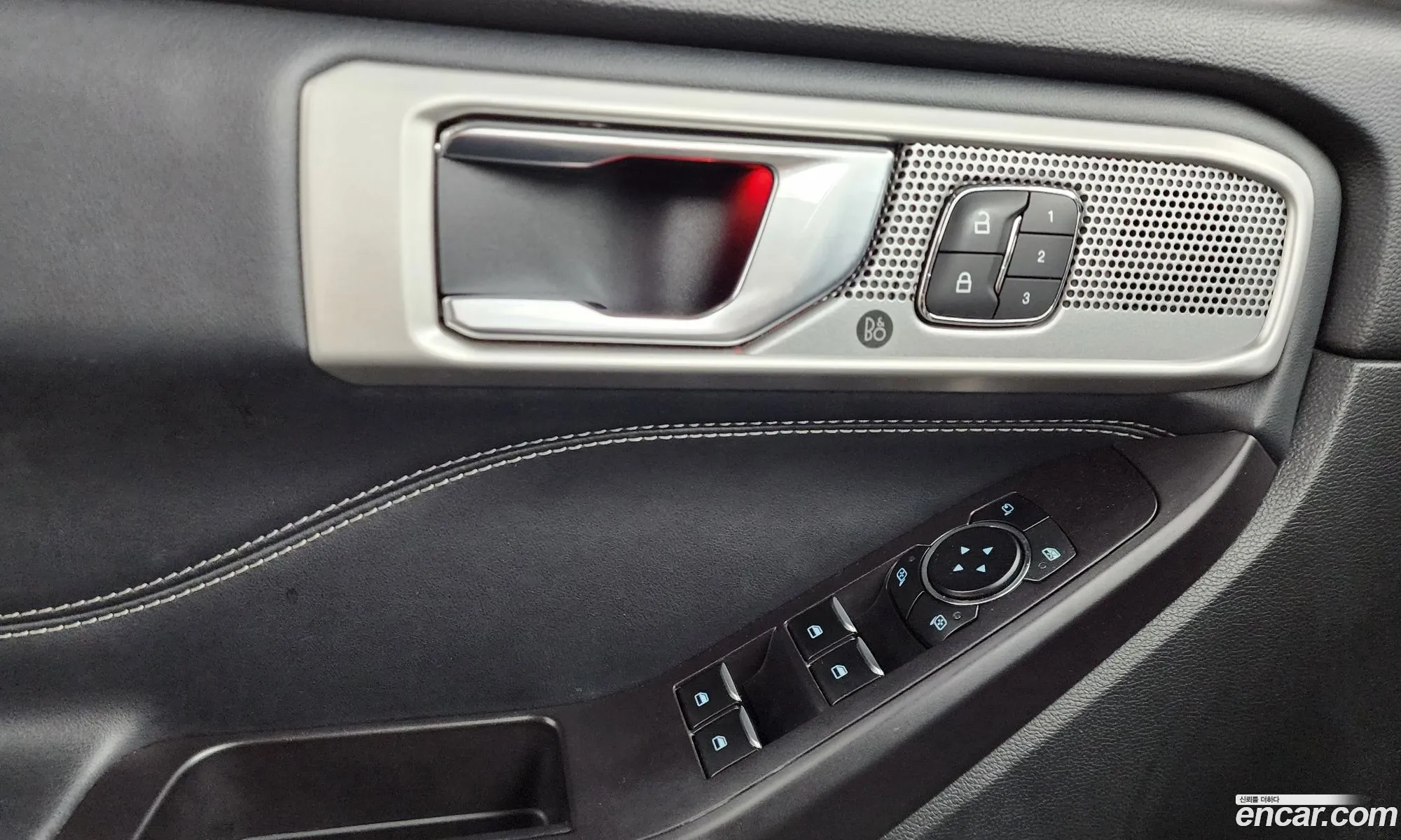 Ford Explorer 6th Gen 2020 1FMSK8FHXLGA96239 — 31