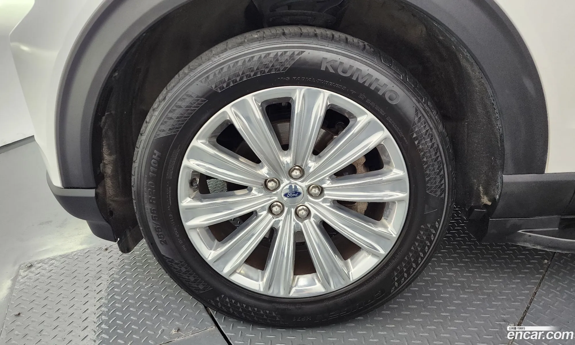 Ford Explorer 6th Gen 2020 1FMSK8FHXLGA96239 — 20