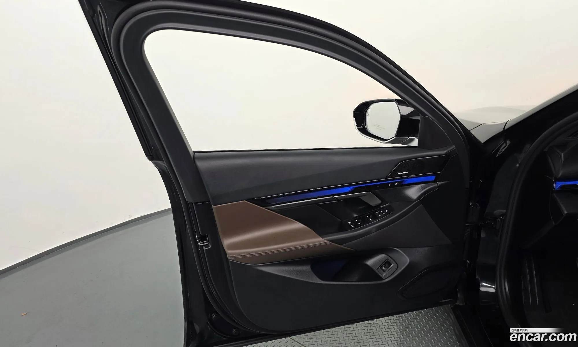 BMW i5 2025 — 4