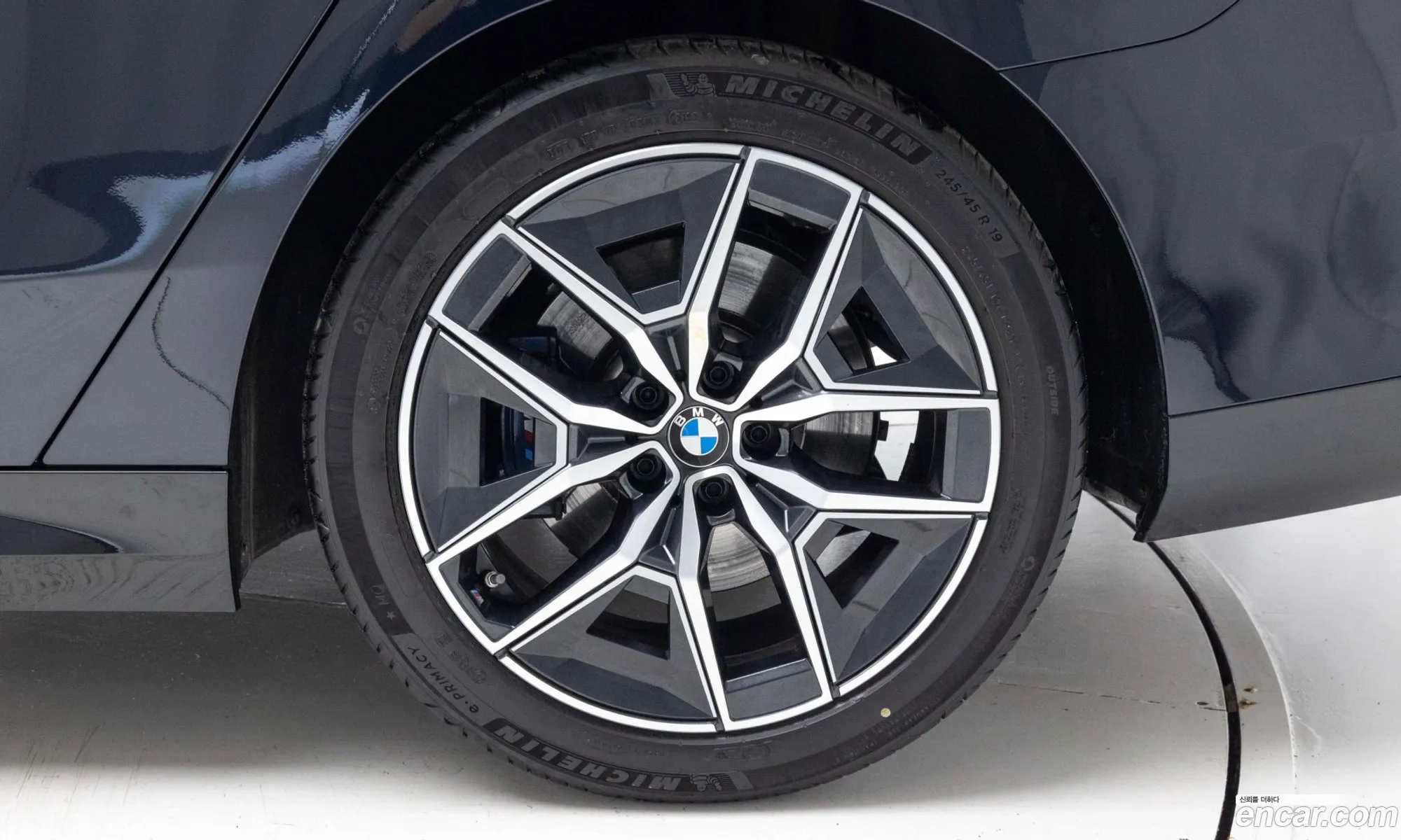 BMW 5 Series 2023 — 10