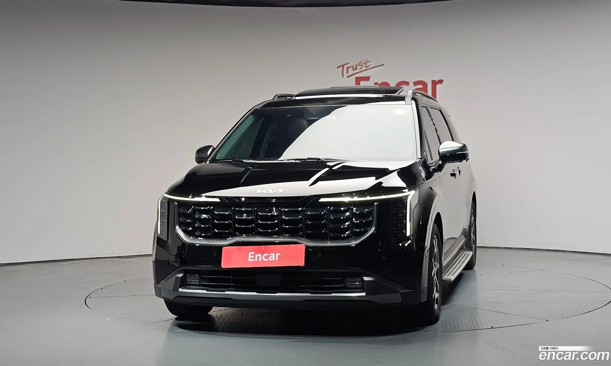 Kia Carnival 2023 — 3