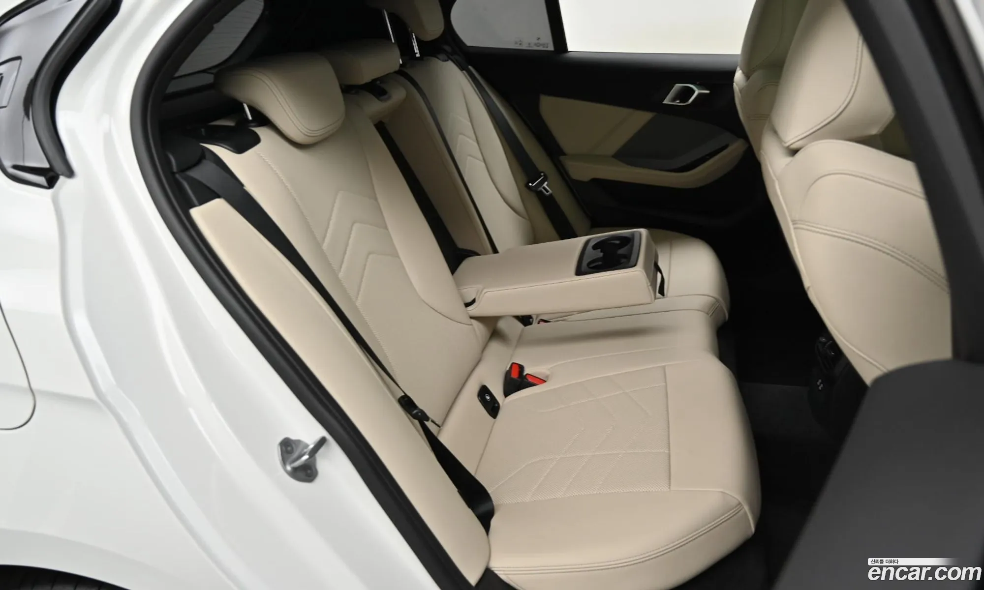 BMW 1 Series 2025 — 6
