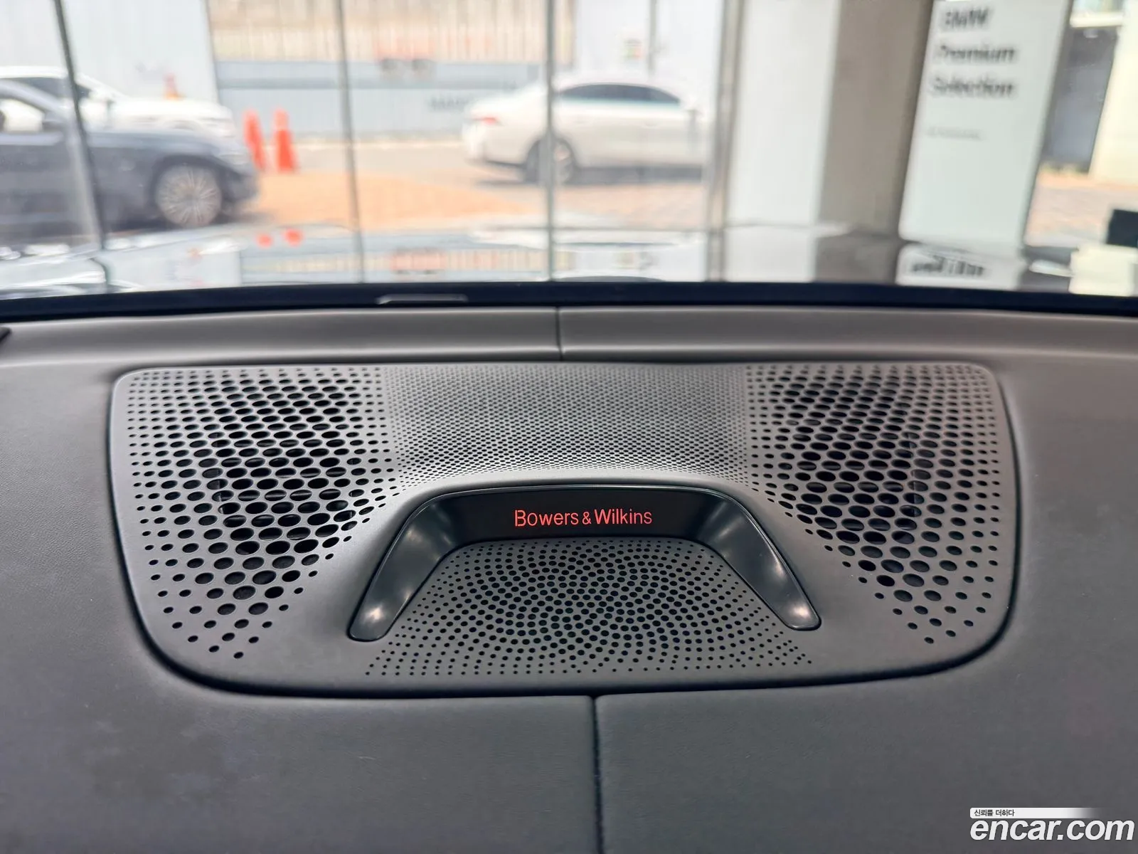 BMW X7 2022 — 7