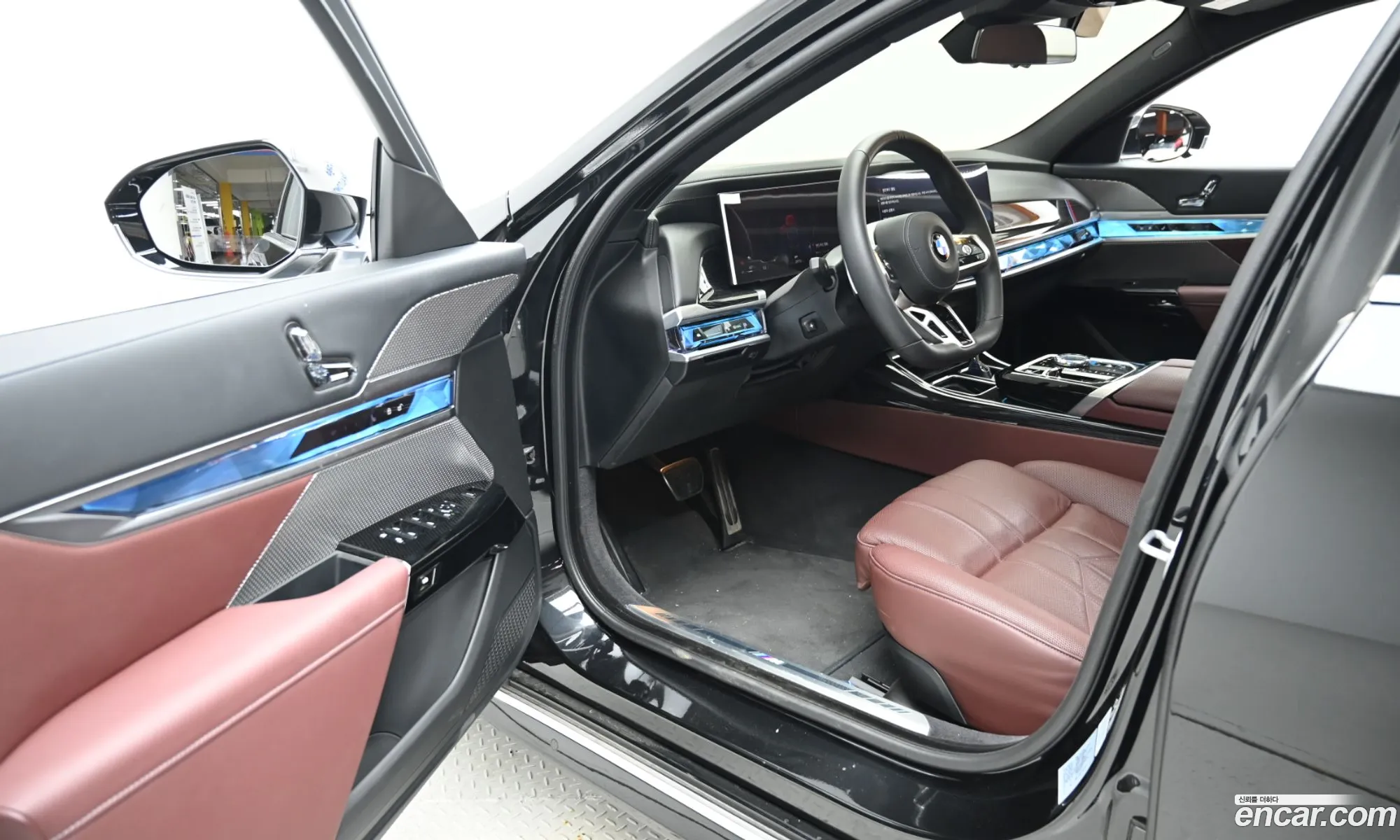 BMW 7 Series 2025 — 8