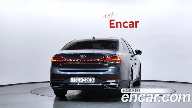 Kia K7 Premier Hybrid 2020 — 3